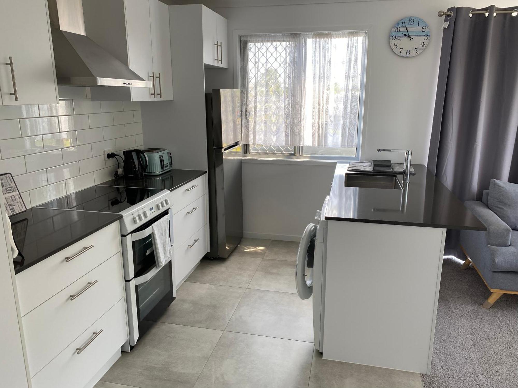 2Bd Family Or Couple Guesthouse Upstairs Near Turf Club, Hota In Bundall Guldkusten Exteriör bild