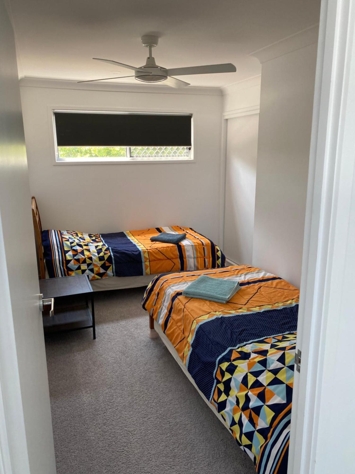 2Bd Family Or Couple Guesthouse Upstairs Near Turf Club, Hota In Bundall Guldkusten Exteriör bild