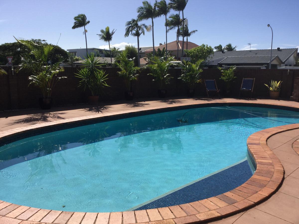 2Bd Family Or Couple Guesthouse Upstairs Near Turf Club, Hota In Bundall Guldkusten Exteriör bild